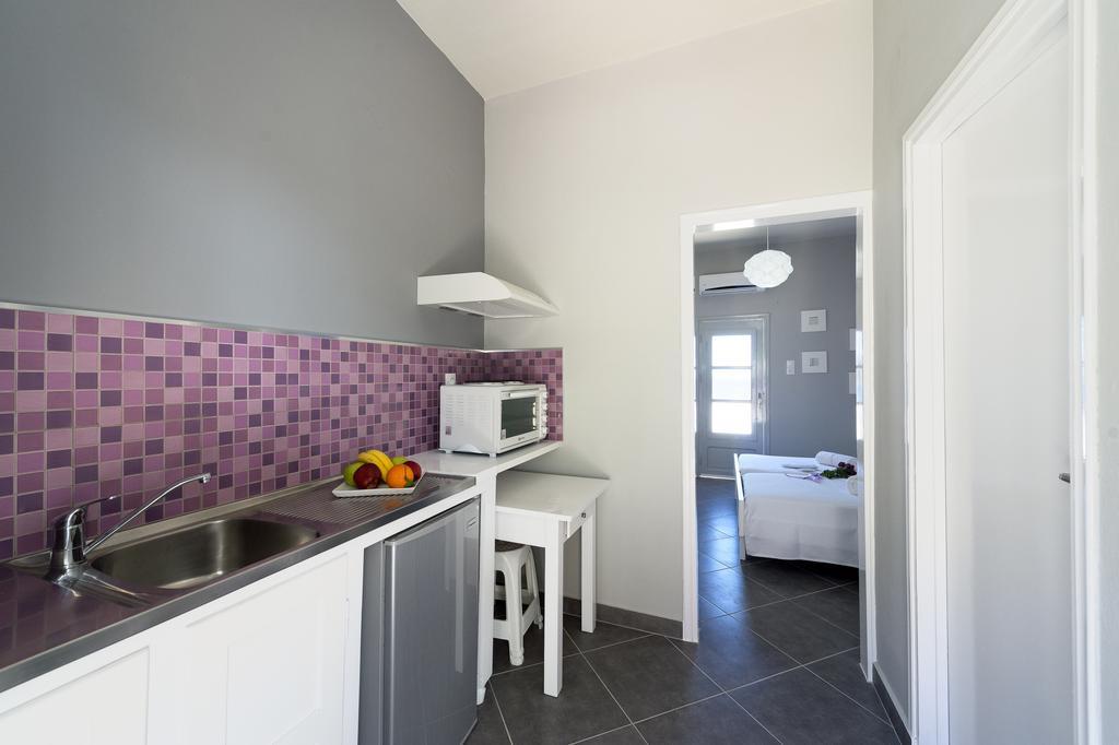 Nikolas Studios Masouri Room photo